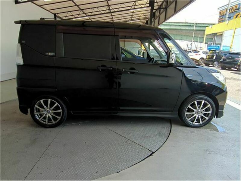 DELICA D2