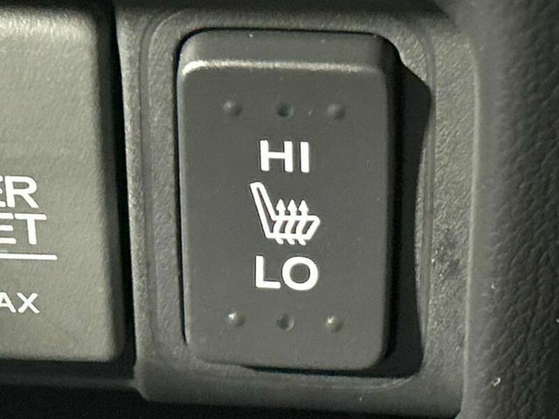 N BOX