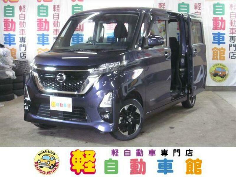 NISSAN ROOX