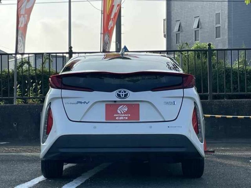 PRIUS PHV