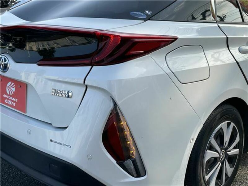 PRIUS PHV