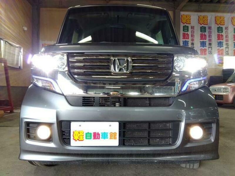 N BOX CUSTOM
