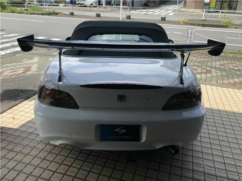 S2000