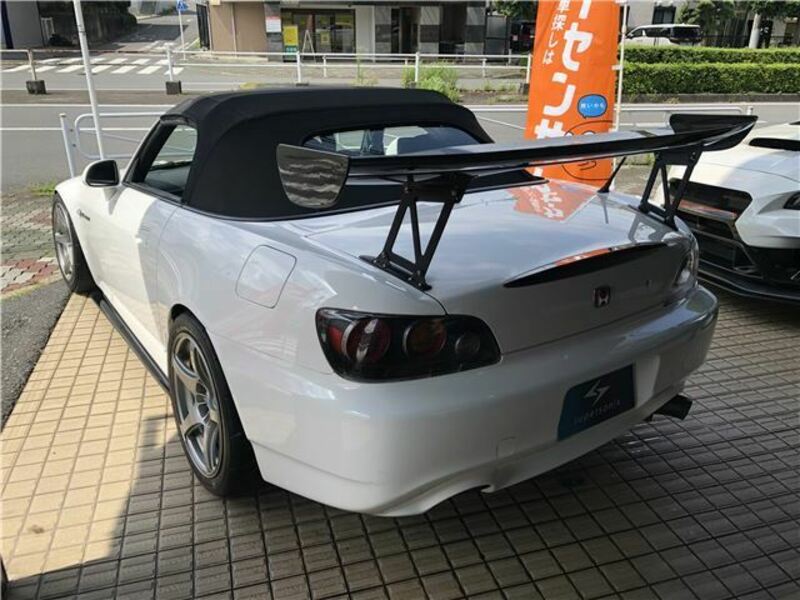 S2000