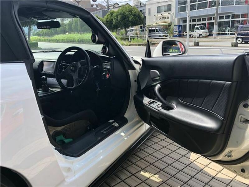 S2000