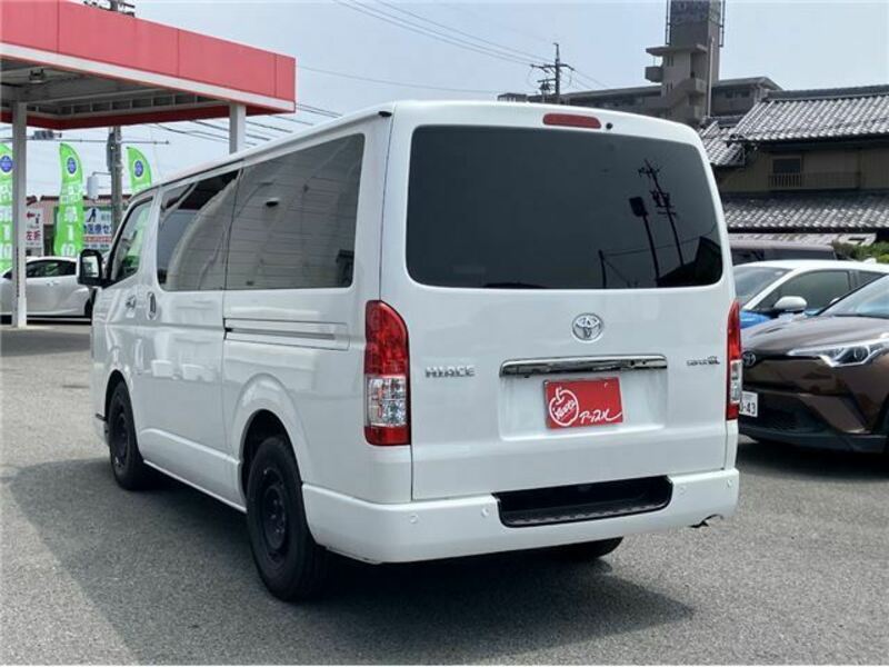 HIACE VAN