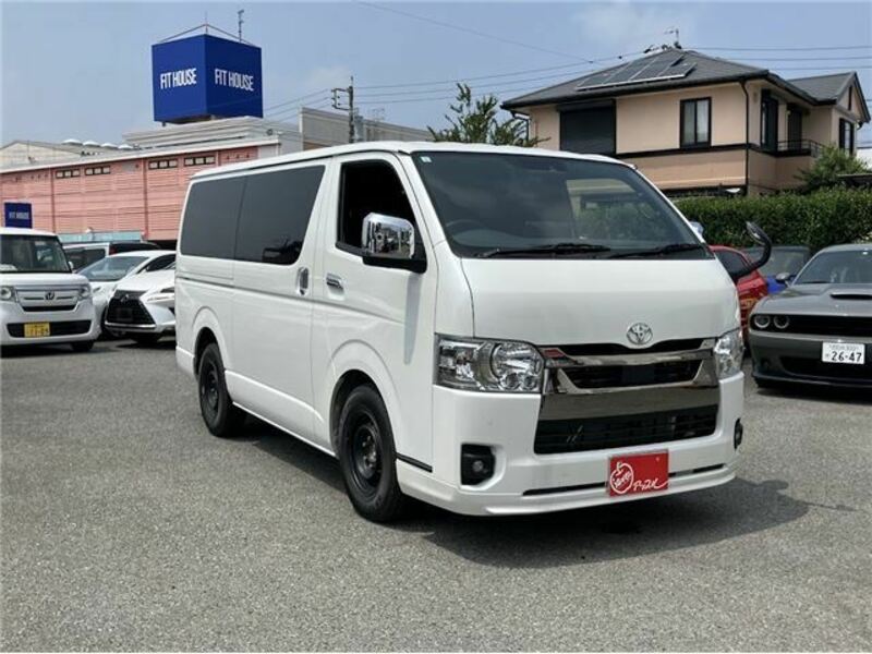 HIACE VAN