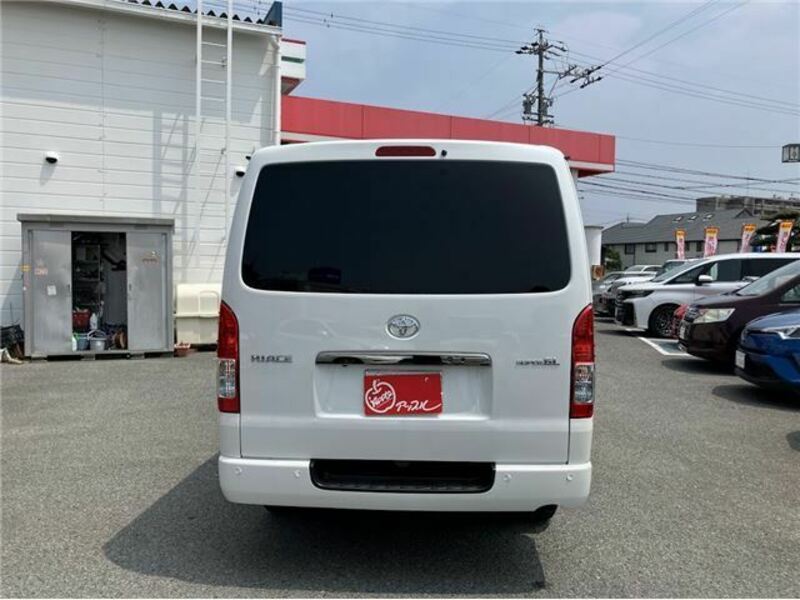 HIACE VAN
