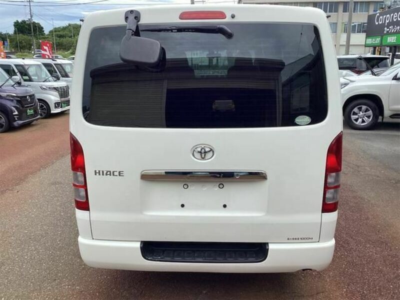 HIACE VAN