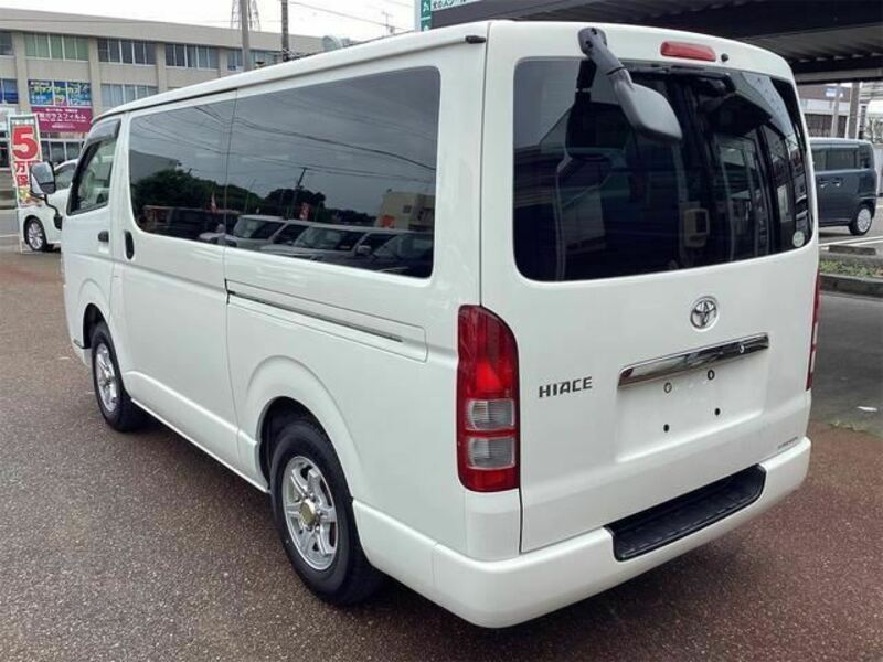 HIACE VAN