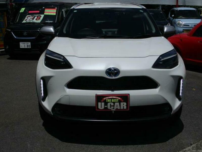 YARIS CROSS