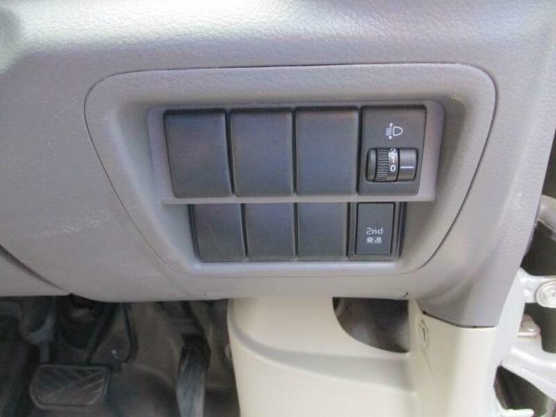 MINICAB VAN