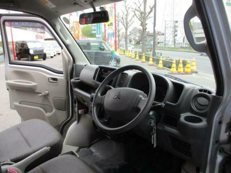 MINICAB VAN