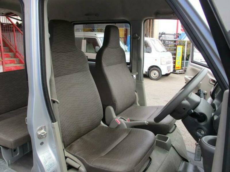 MINICAB VAN