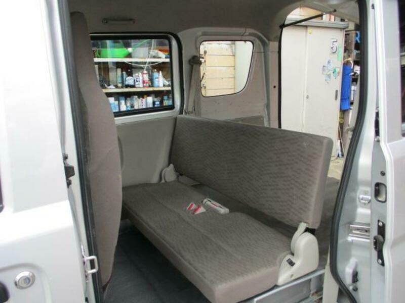 MINICAB VAN