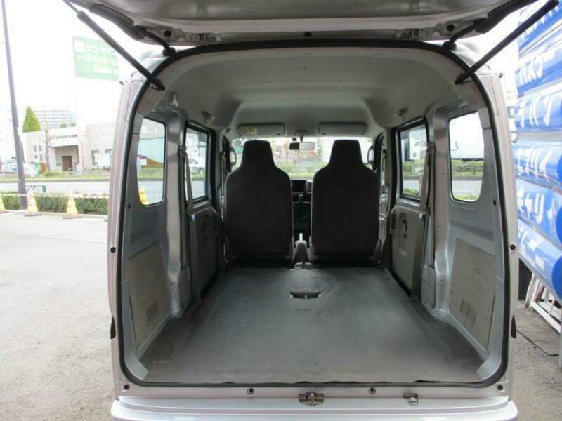 MINICAB VAN