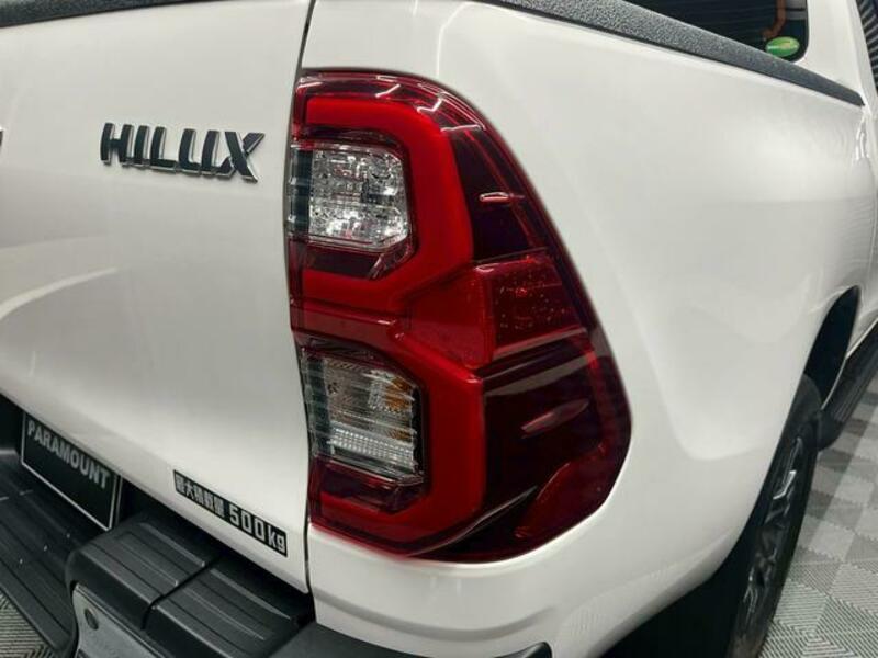 HILUX