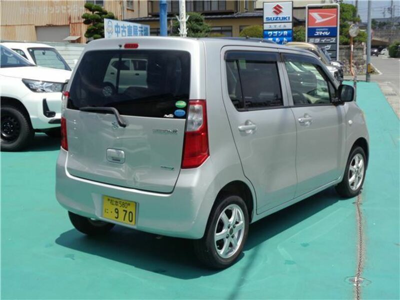 WAGON R