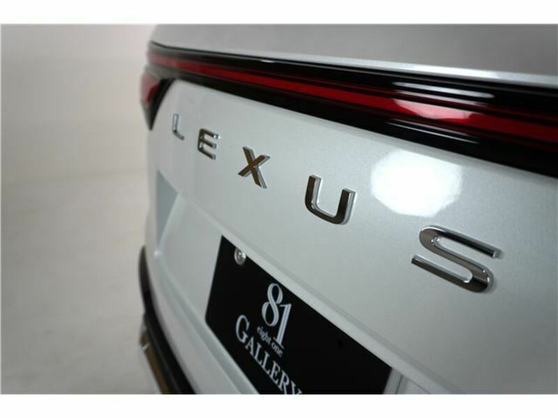 LX