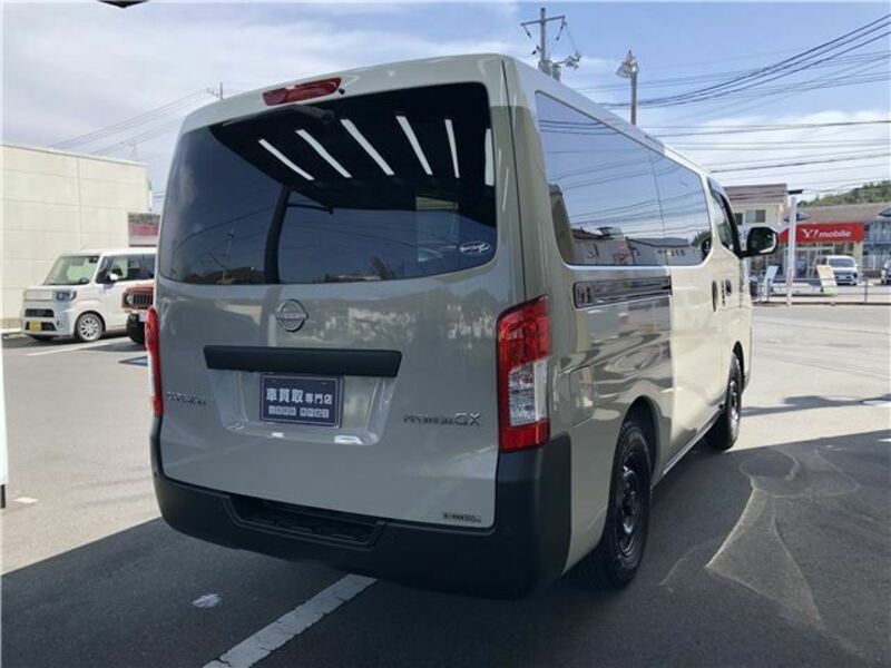 CARAVAN VAN