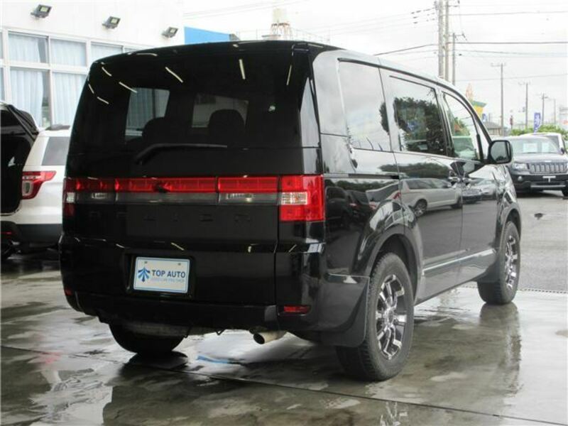 DELICA D5