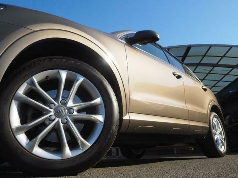 Q3
