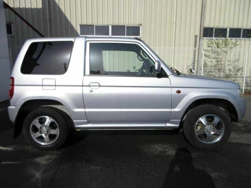 PAJERO MINI