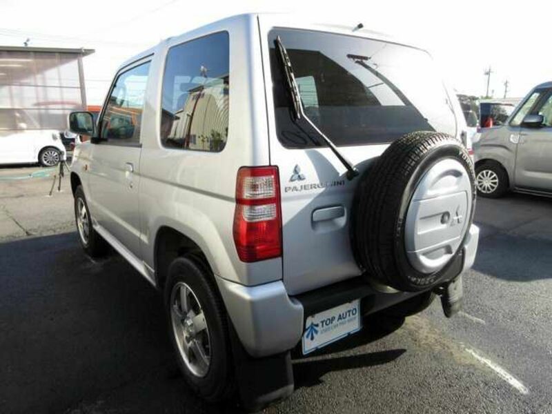 PAJERO MINI