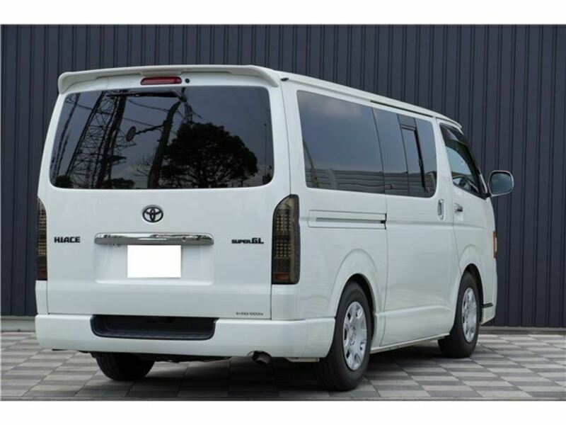 HIACE VAN