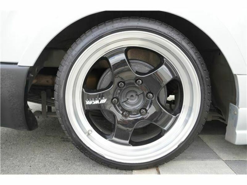 HIACE VAN