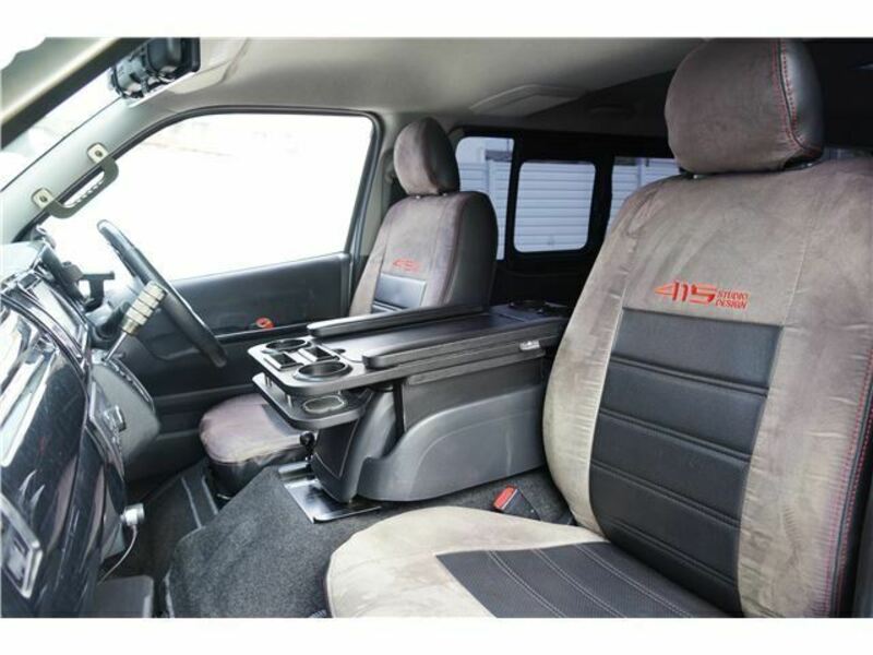 HIACE VAN