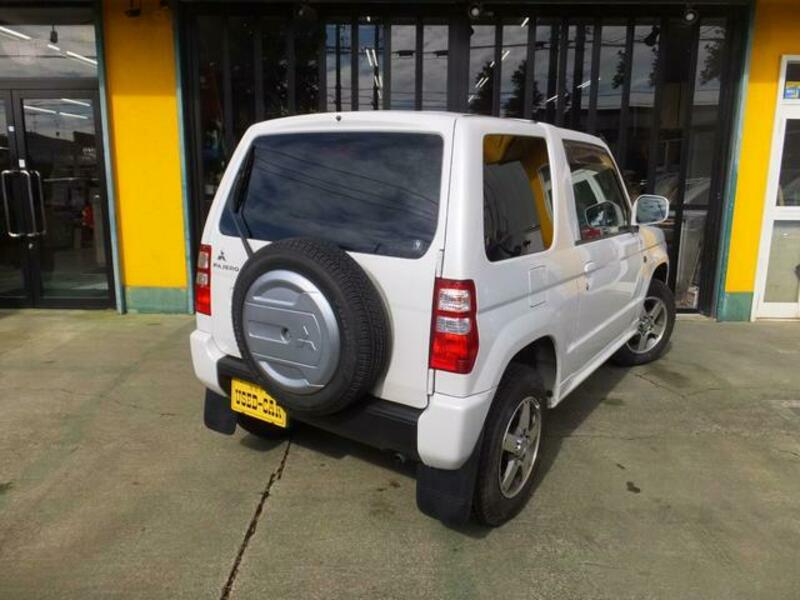 PAJERO MINI