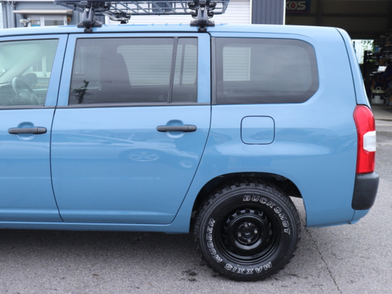 SUCCEED VAN