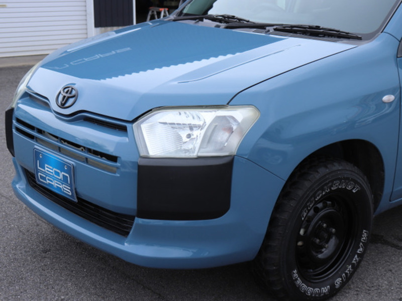 SUCCEED VAN