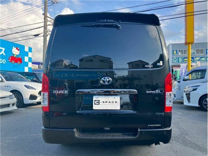 HIACE VAN