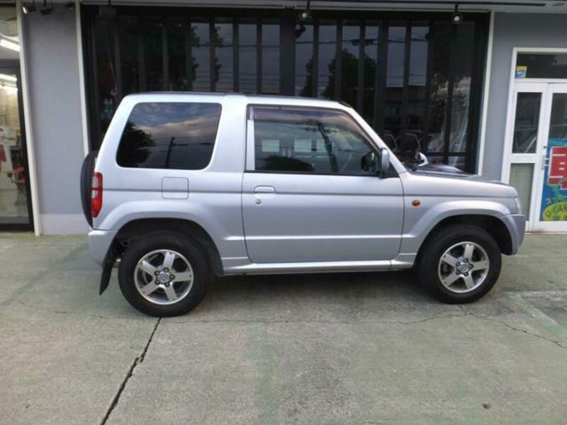 PAJERO MINI