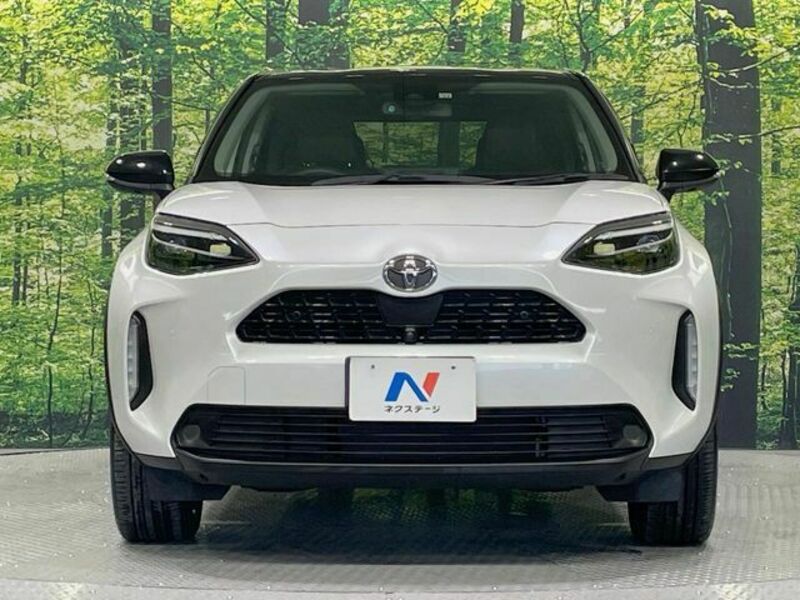 YARIS CROSS
