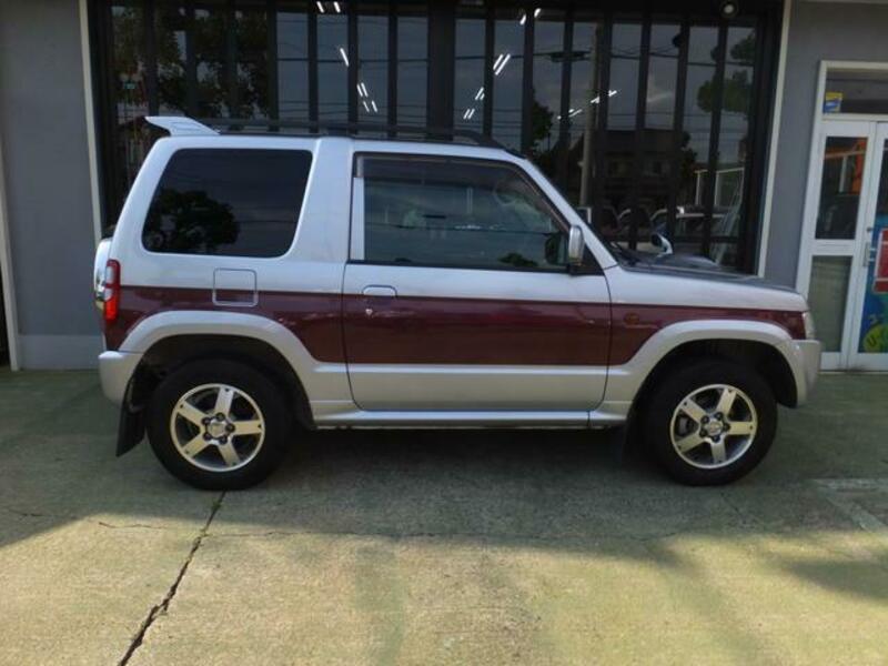PAJERO MINI