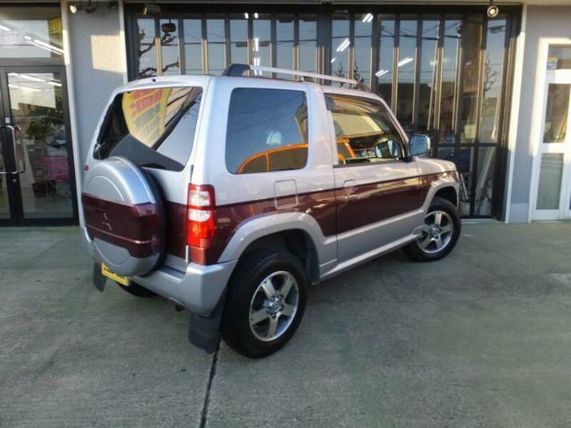 PAJERO MINI