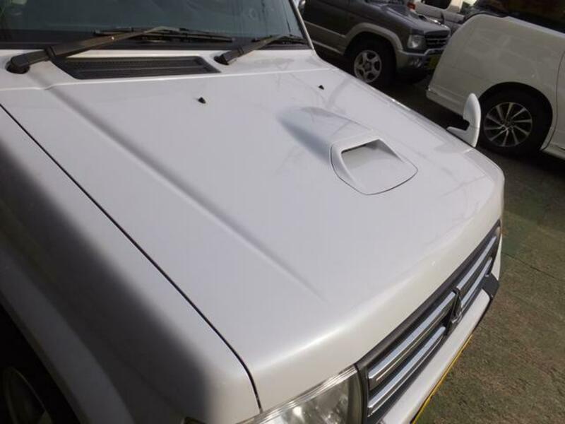PAJERO MINI