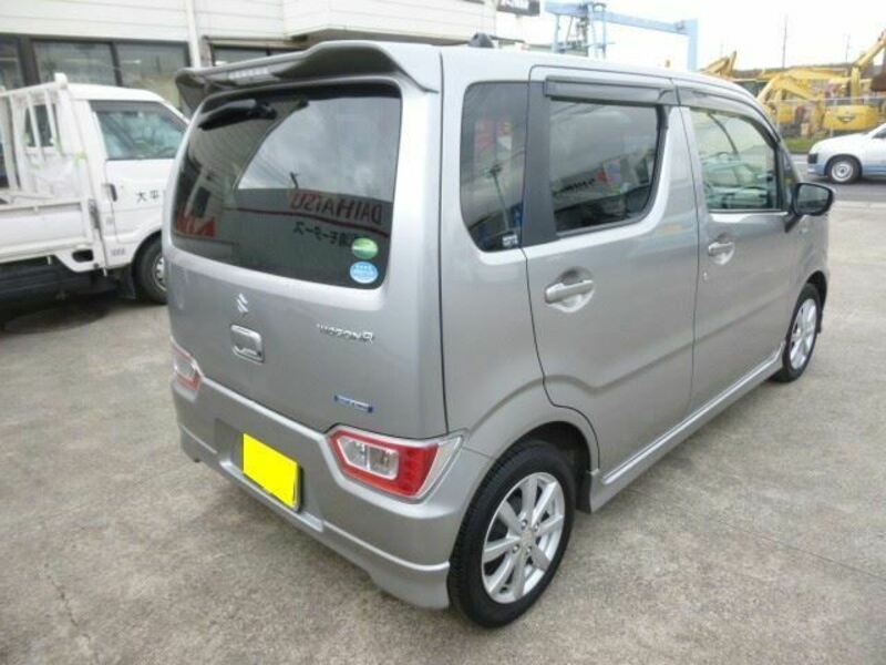 WAGON R