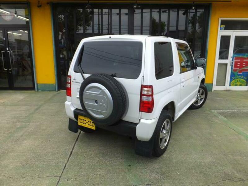 PAJERO MINI