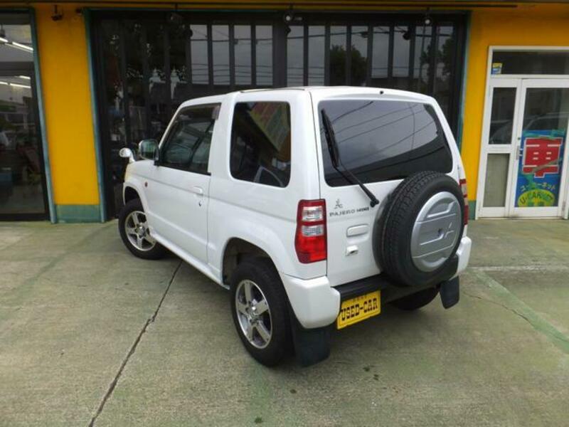 PAJERO MINI