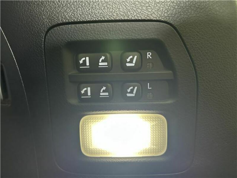 LX