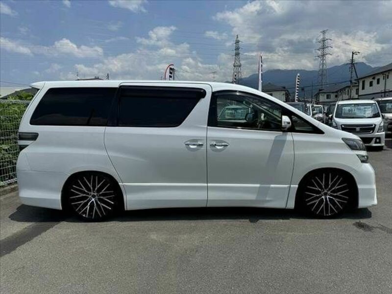 VELLFIRE
