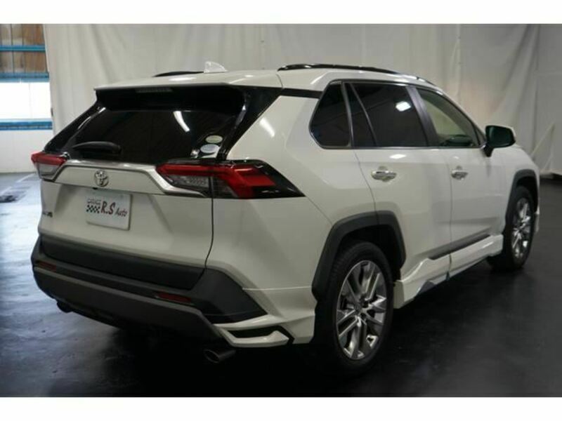 RAV4