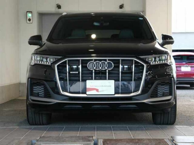 Q7