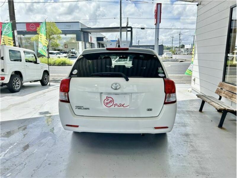 COROLLA FIELDER