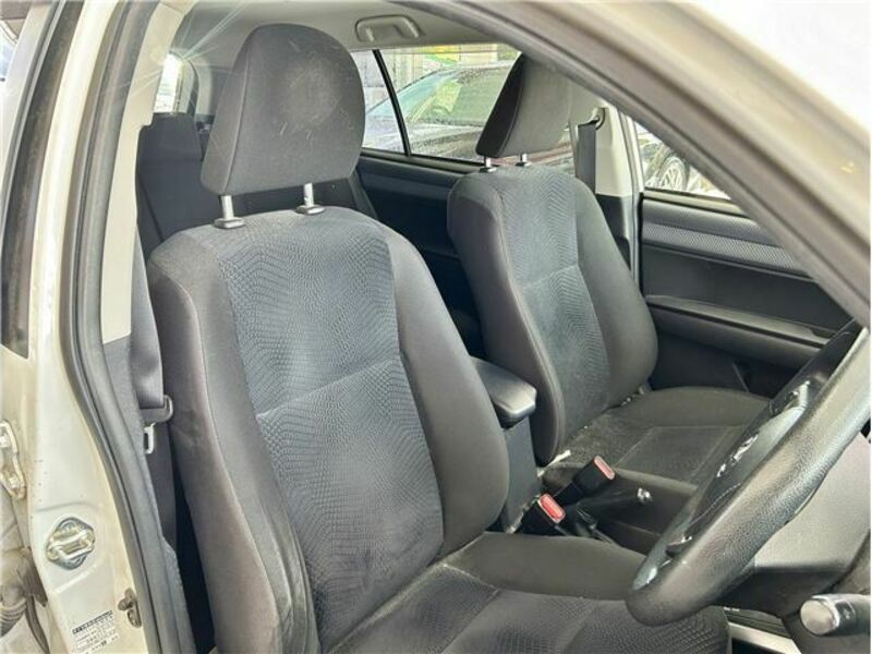 COROLLA FIELDER
