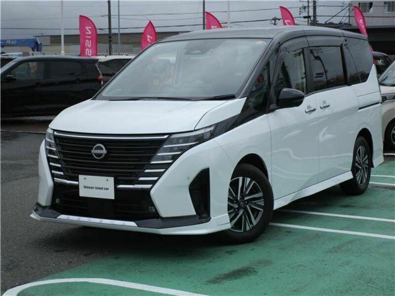 NISSAN SERENA